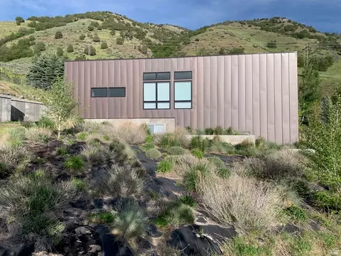 Exterior - 1789 Mount Logan Dr, Logan, UT 84321 photo 5 of 7