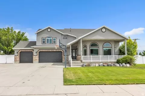 4676 Peak Dr, West Jordan, UT 84088
