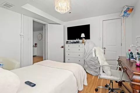 Bedroom - 129 N 800 E, Bountiful, UT 84010 photo 8 of 8