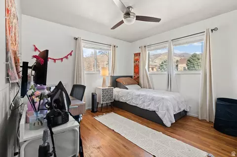 Bedroom - 129 N 800 E, Bountiful, UT 84010 photo 4 of 8