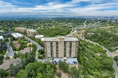 875 S Donner Way #1401, Sandy, UT 84092