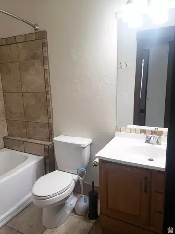 Bath - 1442 S Main, Orem, UT 84058 photo 4 of 5
