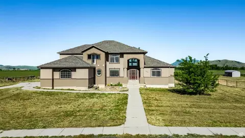 7223 N Estancia Ln #3, Smithfield, UT 84335