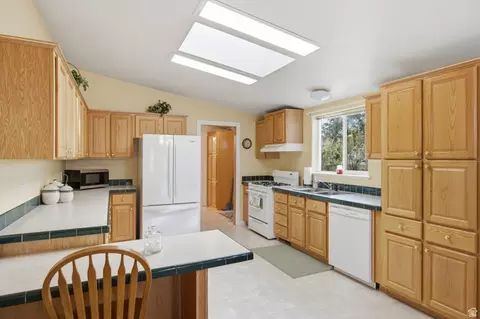 Kitchen - 350 E Center St, Fairview, UT 84629 photo 1 of 2