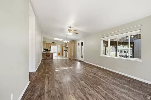 Living - 350 E Center St, Fairview, UT 84629 photo 5 of 5