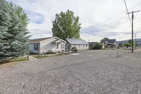 Exterior - 350 E Center St, Fairview, UT 84629 photo 2 of 11