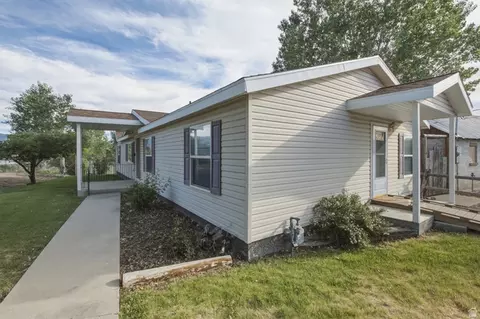 Exterior - 350 E Center St, Fairview, UT 84629 photo 6 of 11