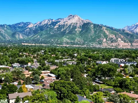 View/Area - 3986 S 1500 E, Millcreek, UT 84124 photo 2 of 3