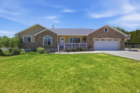 545 N Pheasant Hollow Ln, Mendon, UT 84325