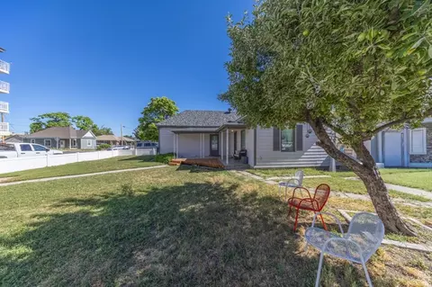 Exterior - 4911 S Center St, Murray, UT 84107 photo 4 of 6