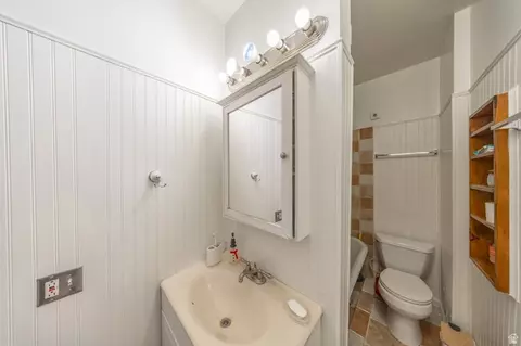 Bath - 4911 S Center St, Murray, UT 84107 photo 2 of 3