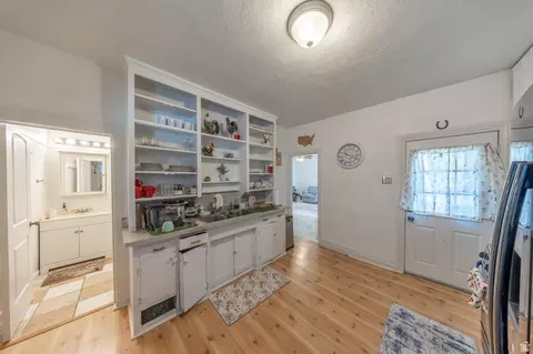 Other - 4911 S Center St, Murray, UT 84107 photo 6 of 7