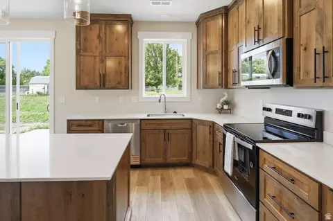 Kitchen - 167 E 400 S #2, Smithfield, UT 84335 photo 3 of 7
