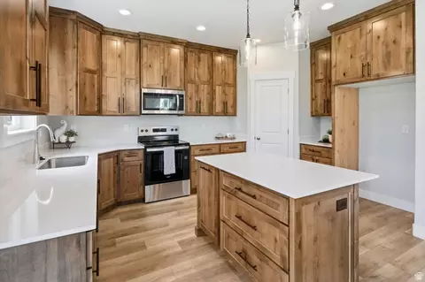 Kitchen - 167 E 400 S #2, Smithfield, UT 84335 photo 6 of 7