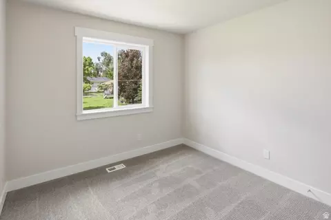 Bedroom - 167 E 400 S #2, Smithfield, UT 84335 photo 10 of 10