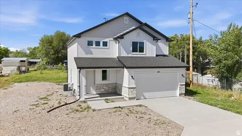 Exterior - 167 E 400 S #2, Smithfield, UT 84335 photo 6 of 7