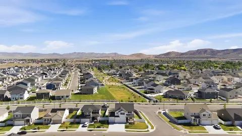 View/Area - 1637 E Bison Dr N #A201, Eagle Mountain, UT 84005 photo 3 of 5