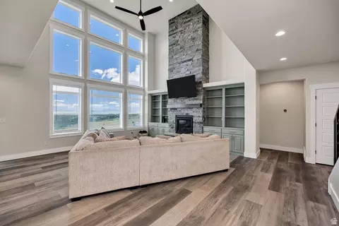 Living - 615 N 750 E, Hyde Park, UT 84318 photo 1 of 1