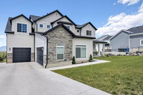 Exterior - 615 N 750 E, Hyde Park, UT 84318 photo 5 of 7