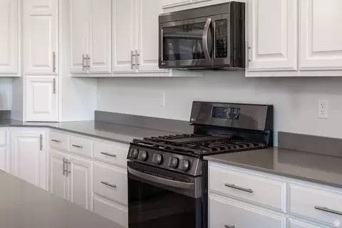 Kitchen - 615 N 750 E, Hyde Park, UT 84318 photo 5 of 6