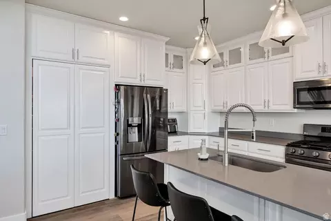 Kitchen - 615 N 750 E, Hyde Park, UT 84318 photo 2 of 6