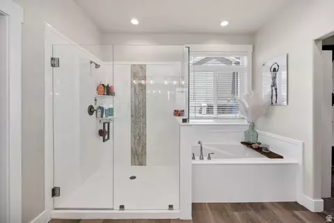 Bath - 615 N 750 E, Hyde Park, UT 84318 photo 4 of 6