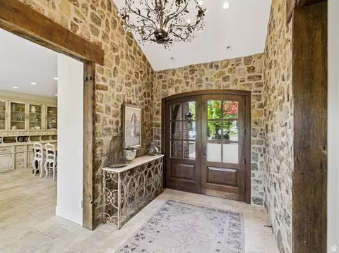 Entry Way - 2808 E 3025 N, Layton, UT 84040 photo 2 of 15