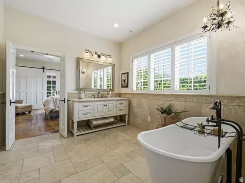 Bath - 2808 E 3025 N, Layton, UT 84040 photo 1 of 8