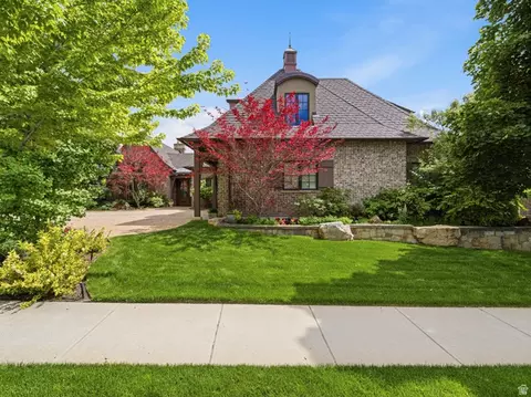 Exterior - 2808 E 3025 N, Layton, UT 84040 photo 15 of 40