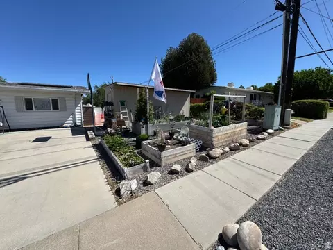 288 W 1300 N, Sunset, UT 84015