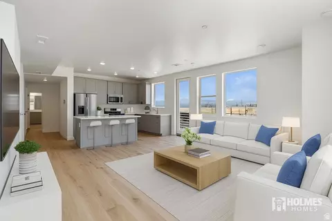 5263 W Reventon Rd S #104, South Jordan, UT 84009