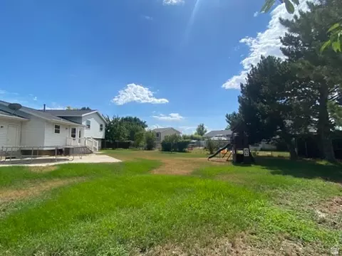 Exterior - 1373 N 40 E, Orem, UT 84057 photo 4 of 12