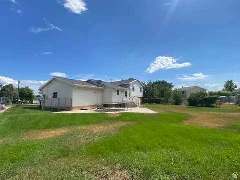 Exterior - 1373 N 40 E, Orem, UT 84057 photo 5 of 12