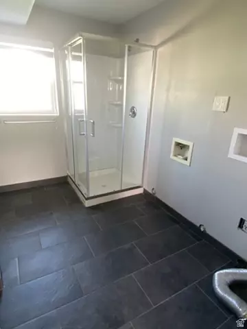 Bath - 1373 N 40 E, Orem, UT 84057 photo 1 of 7