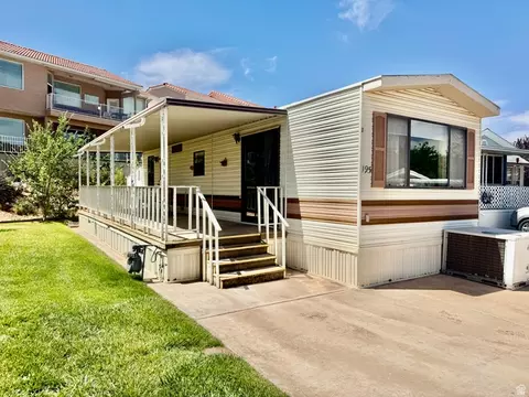 1160 E Telegraph St #195, Washington, UT 84780