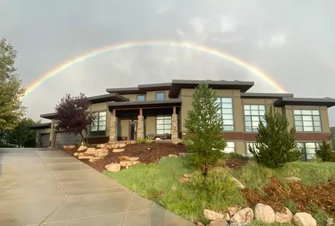 492 N Marathon Cir, Salt Lake City, UT 84108