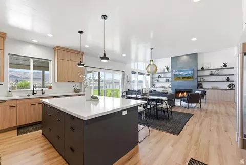 Kitchen - 965 Goshen Canyon Rd, Mona, UT 84645 photo 5 of 6