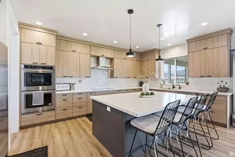 Kitchen - 965 Goshen Canyon Rd, Mona, UT 84645 photo 2 of 6