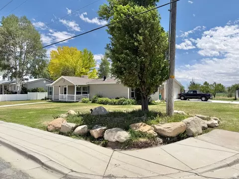 Exterior - 105 W 500 S, Ferron, UT 84523 photo 6 of 7