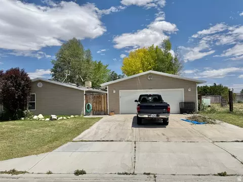 Exterior - 105 W 500 S, Ferron, UT 84523 photo 4 of 7