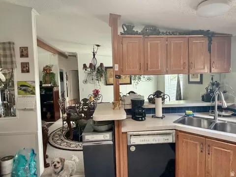 Kitchen - 105 W 500 S, Ferron, UT 84523 photo 3 of 4