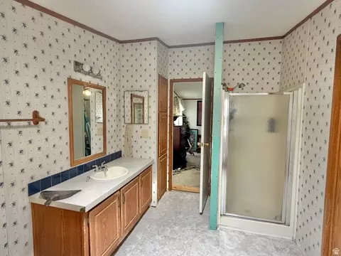 Bath - 105 W 500 S, Ferron, UT 84523 photo 1 of 3