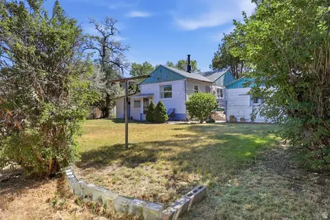 Exterior - 10850 S 1700 E, Sandy, UT 84092 photo 5 of 6