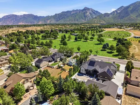 View/Area - 10850 S 1700 E, Sandy, UT 84092 photo 4 of 5