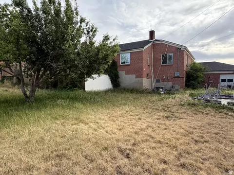 Exterior - 65 S 100 E, Fillmore, UT 84631 photo 6 of 7