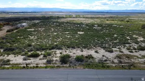 3750 Coal Crk, Wellington, UT 84542