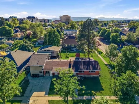 View/Area - 189 N 300 E, Provo, UT 84606 photo 2 of 12