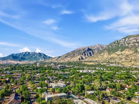 View/Area - 189 N 300 E, Provo, UT 84606 photo 11 of 12