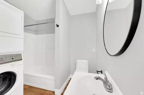 Bath - 189 N 300 E, Provo, UT 84606 photo 7 of 8