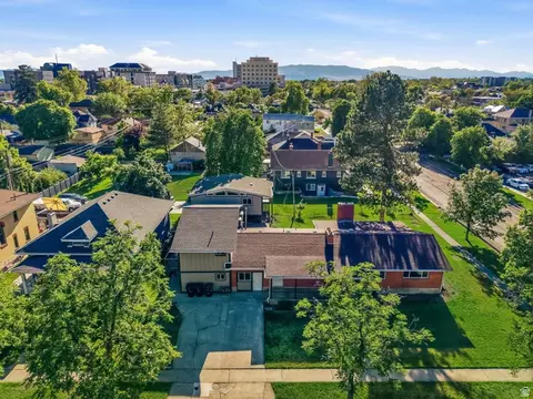 View/Area - 189 N 300 E, Provo, UT 84606 photo 1 of 12